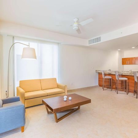 Hampton Inn & Suites By Hilton Los Cabos San José del Cabo Екстериор снимка