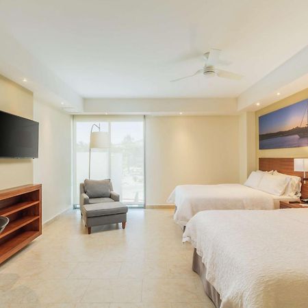 Hampton Inn & Suites By Hilton Los Cabos San José del Cabo Екстериор снимка