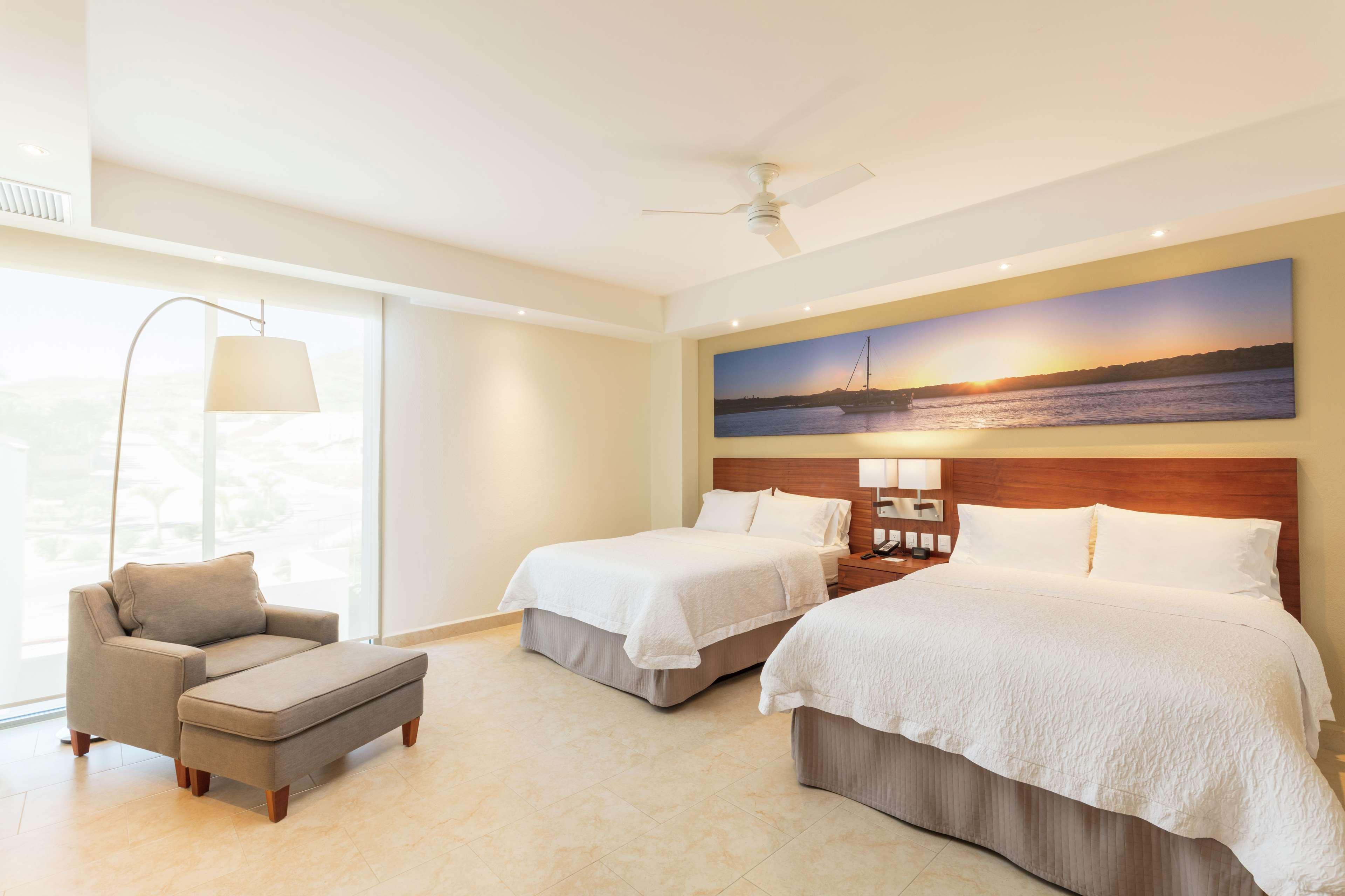 Hampton Inn & Suites By Hilton Los Cabos San José del Cabo Екстериор снимка