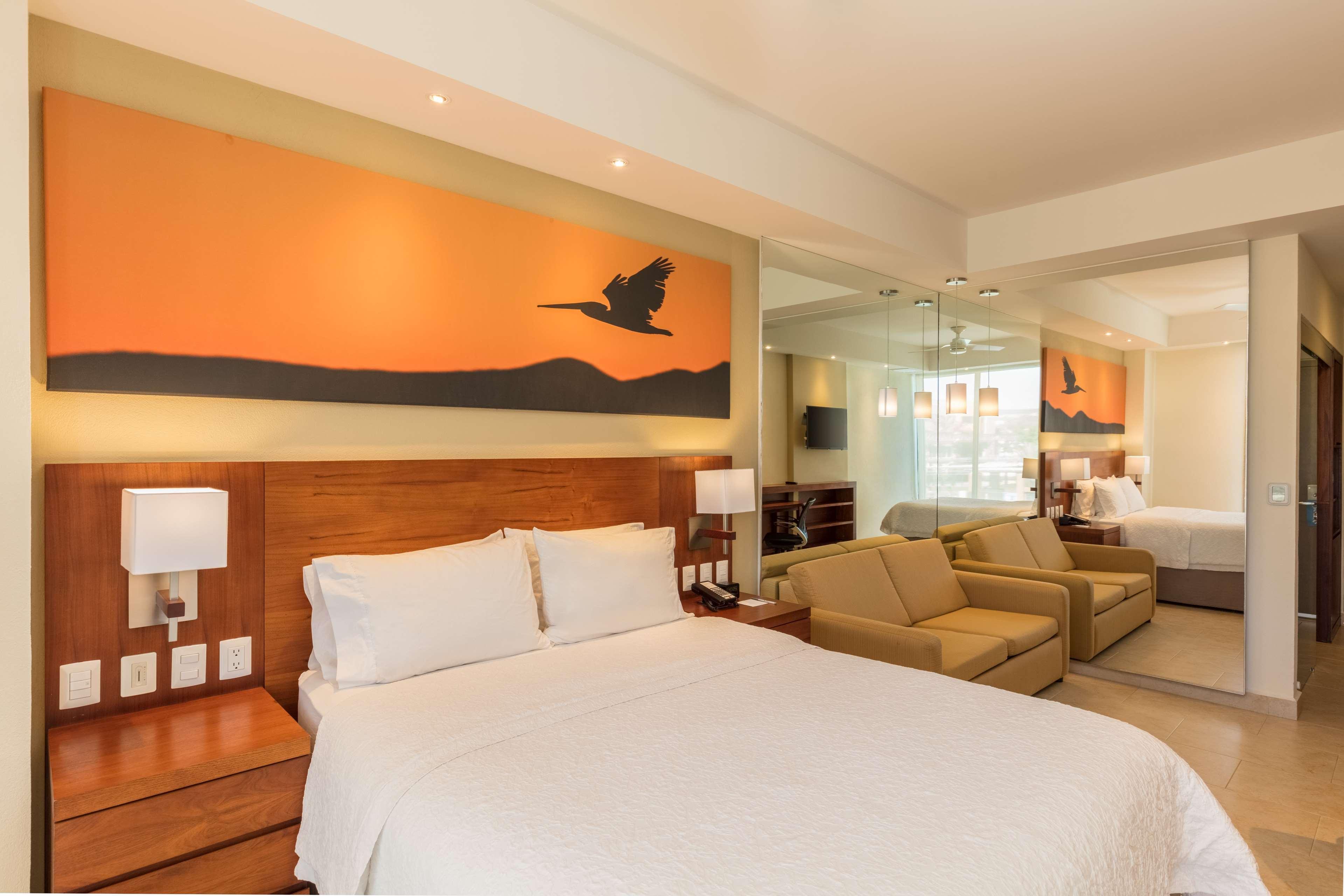 Hampton Inn & Suites By Hilton Los Cabos San José del Cabo Екстериор снимка